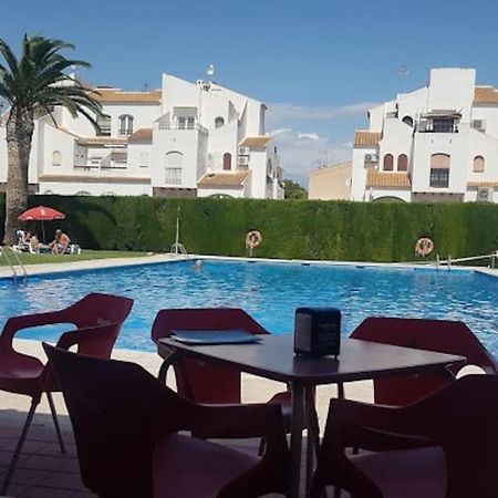 Appartamento Alex Bungalow Torrevieja Esterno foto